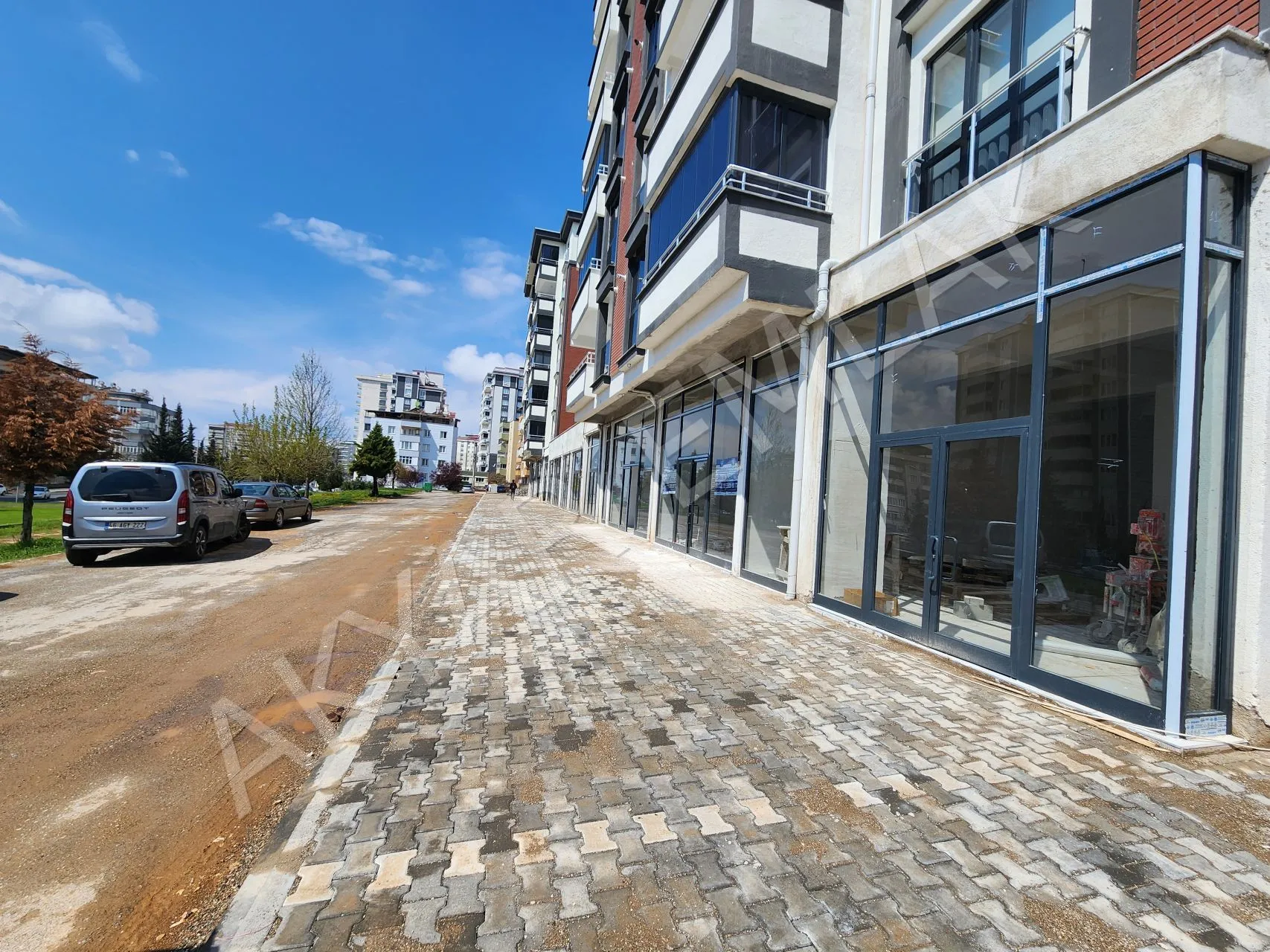 AKYAR EMLAK SELÇUKLU MAH. ANA CADDE DÜKKANLAR ACİL — 7