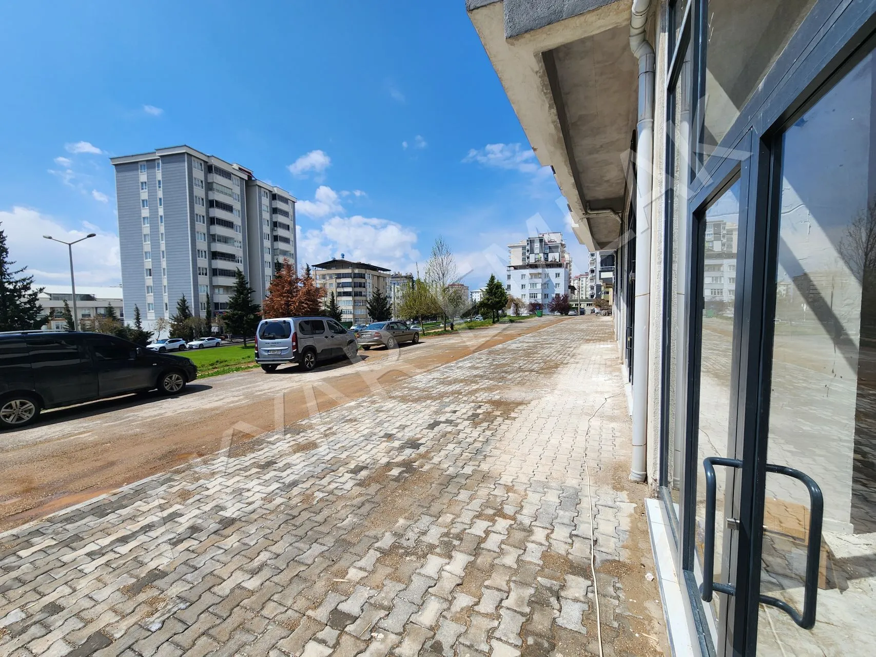 AKYAR EMLAK SELÇUKLU MAH. ANA CADDE DÜKKANLAR ACİL — 4