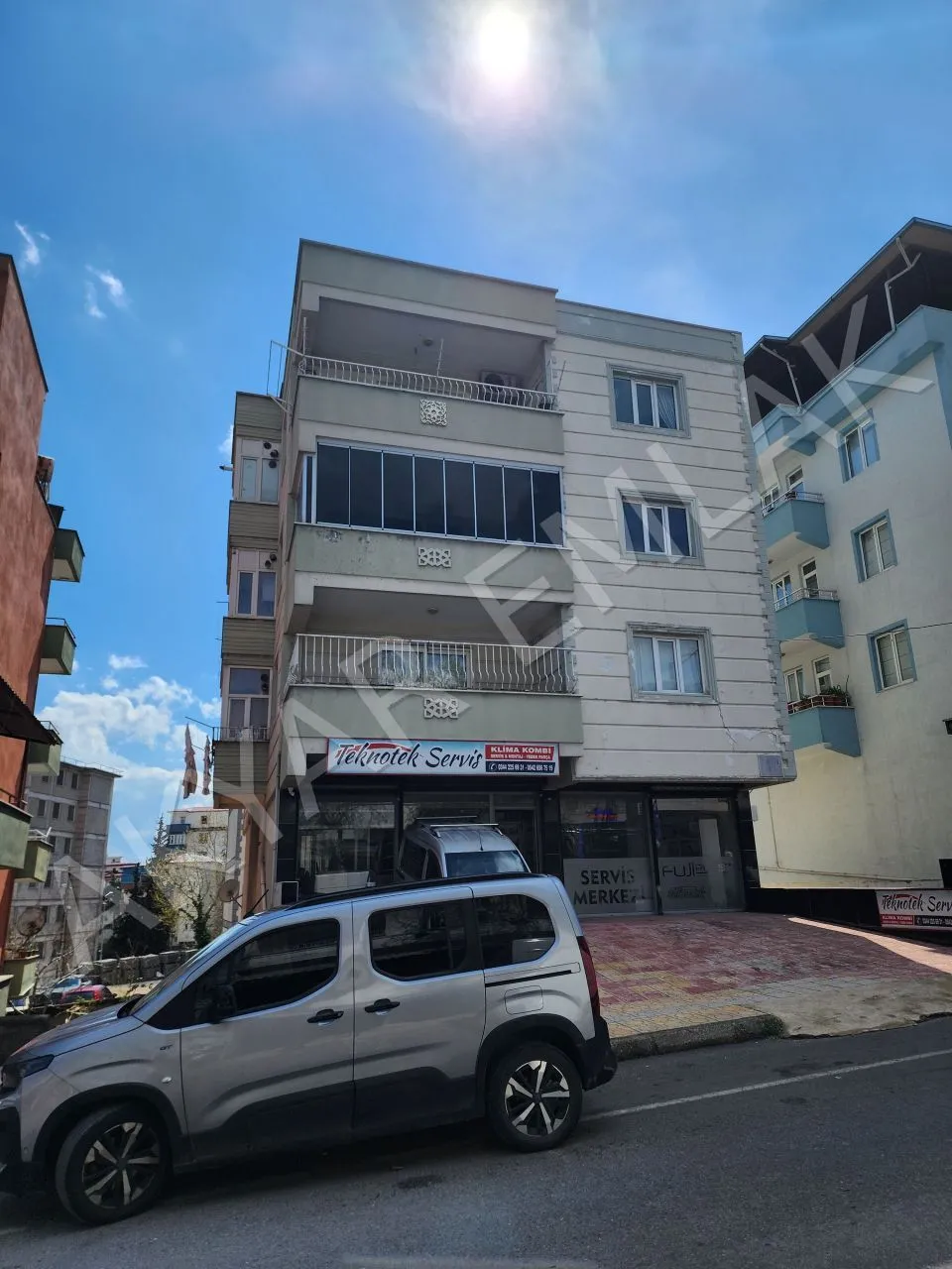 AKYAR EMLAK'DAN FATİH MAHALLESİ SATILIK DÜKKAN ACİL — 3