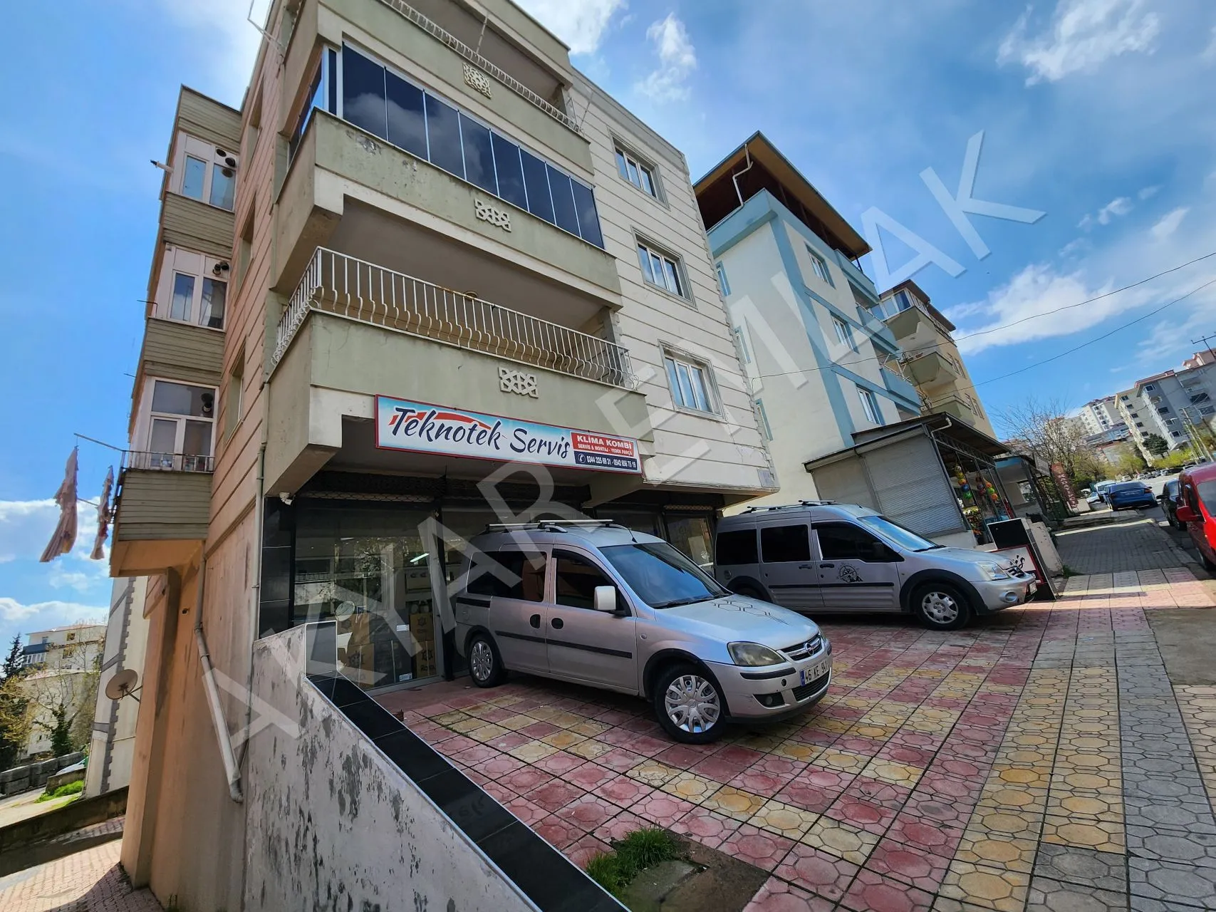 AKYAR EMLAK'DAN FATİH MAHALLESİ SATILIK DÜKKAN ACİL — 5