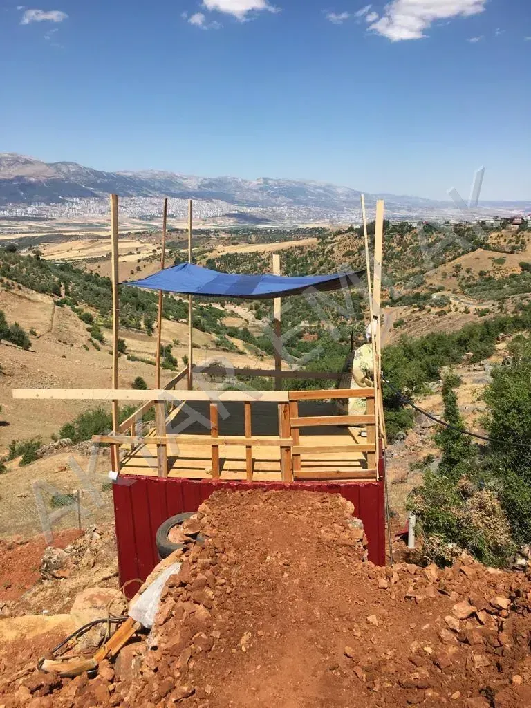 AKYAR EMLAK FATMALIDA ŞEHİR MANZARALI BAĞ YAZLIK VİLLA YERİ ACİL — 4