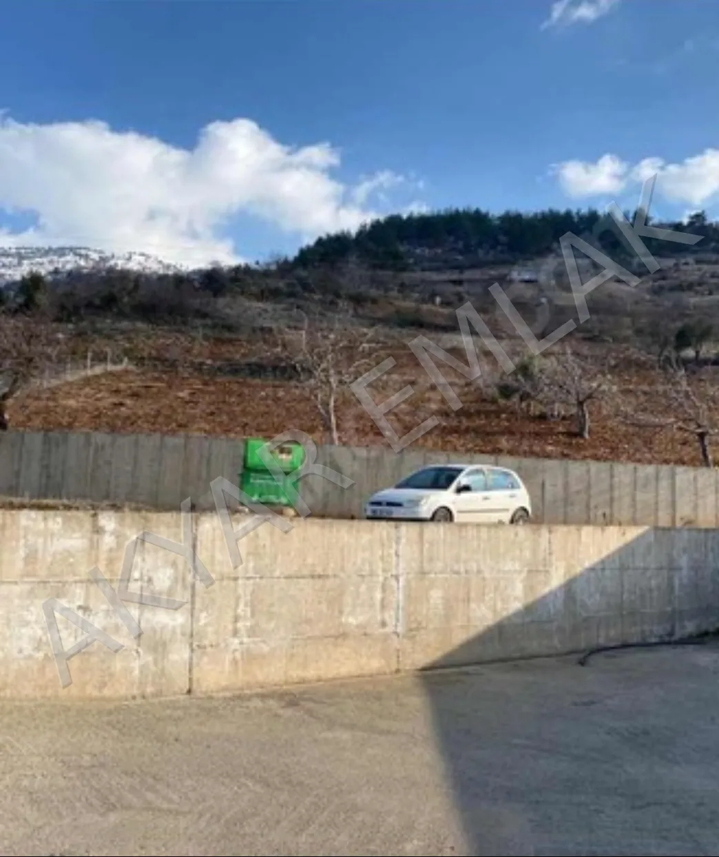 AKYAR EMLAK SARIÇUKUR 3.060  M2 — 4