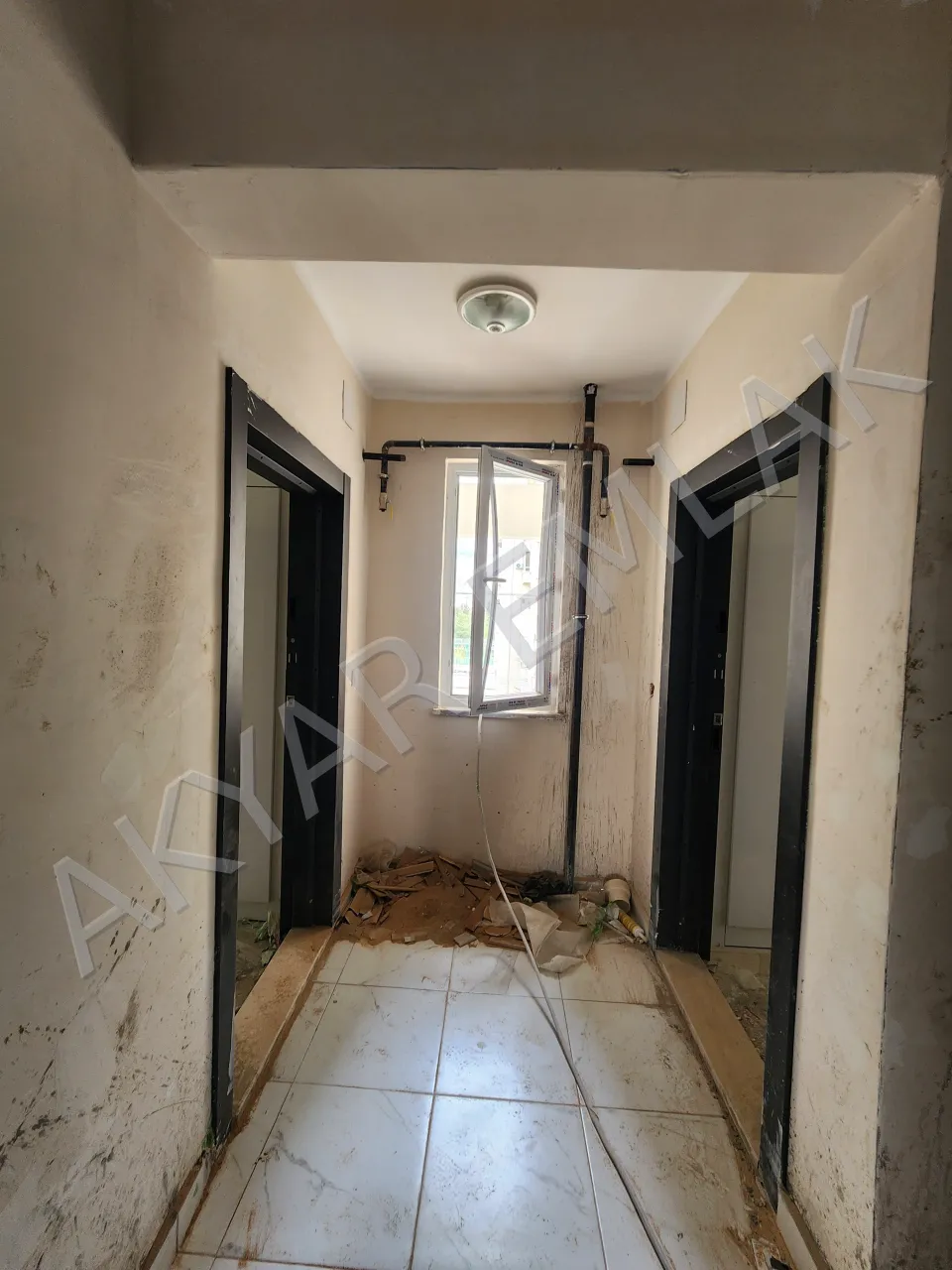 AKYAR EMLAK’TAN ABDÜLHAMİTHAN MAHALLESİ’NDE SATILIK 3+1 DAİRE — 18