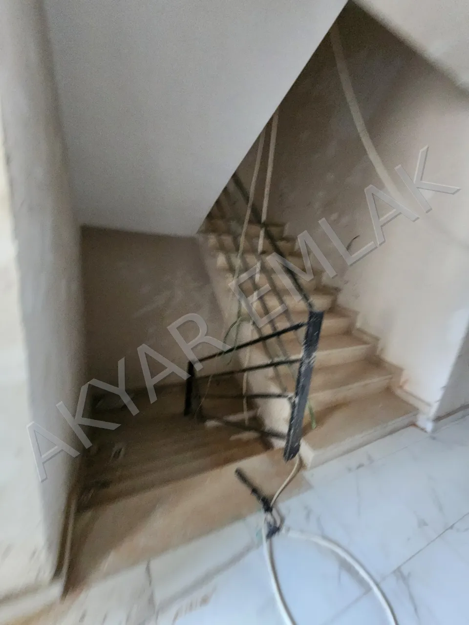 AKYAR EMLAK’TAN ABDÜLHAMİTHAN MAHALLESİ’NDE SATILIK 3+1 DAİRE — 20
