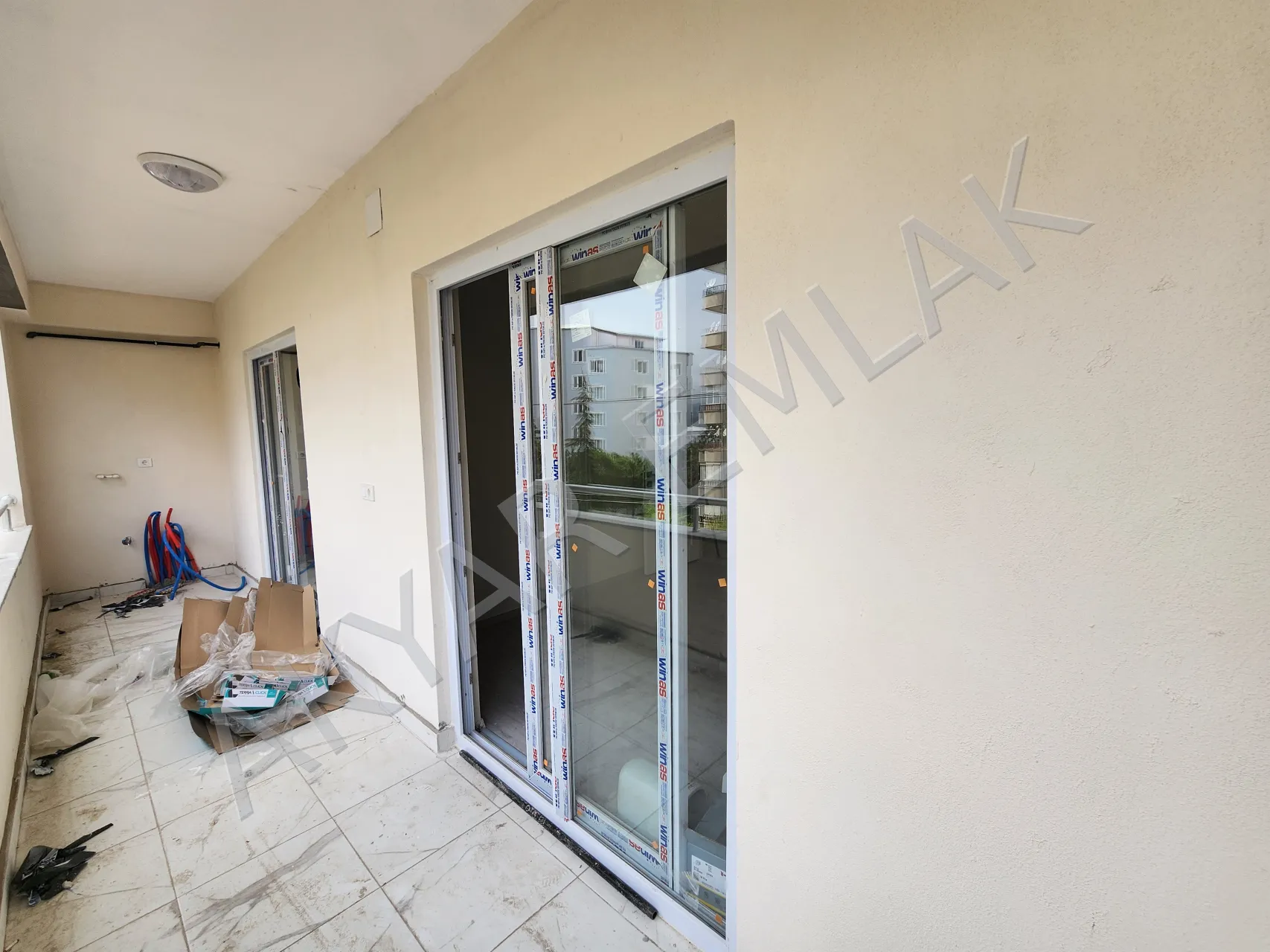 AKYAR EMLAK’TAN ABDÜLHAMİTHAN MAHALLESİ’NDE SATILIK 3+1 DAİRE — 19