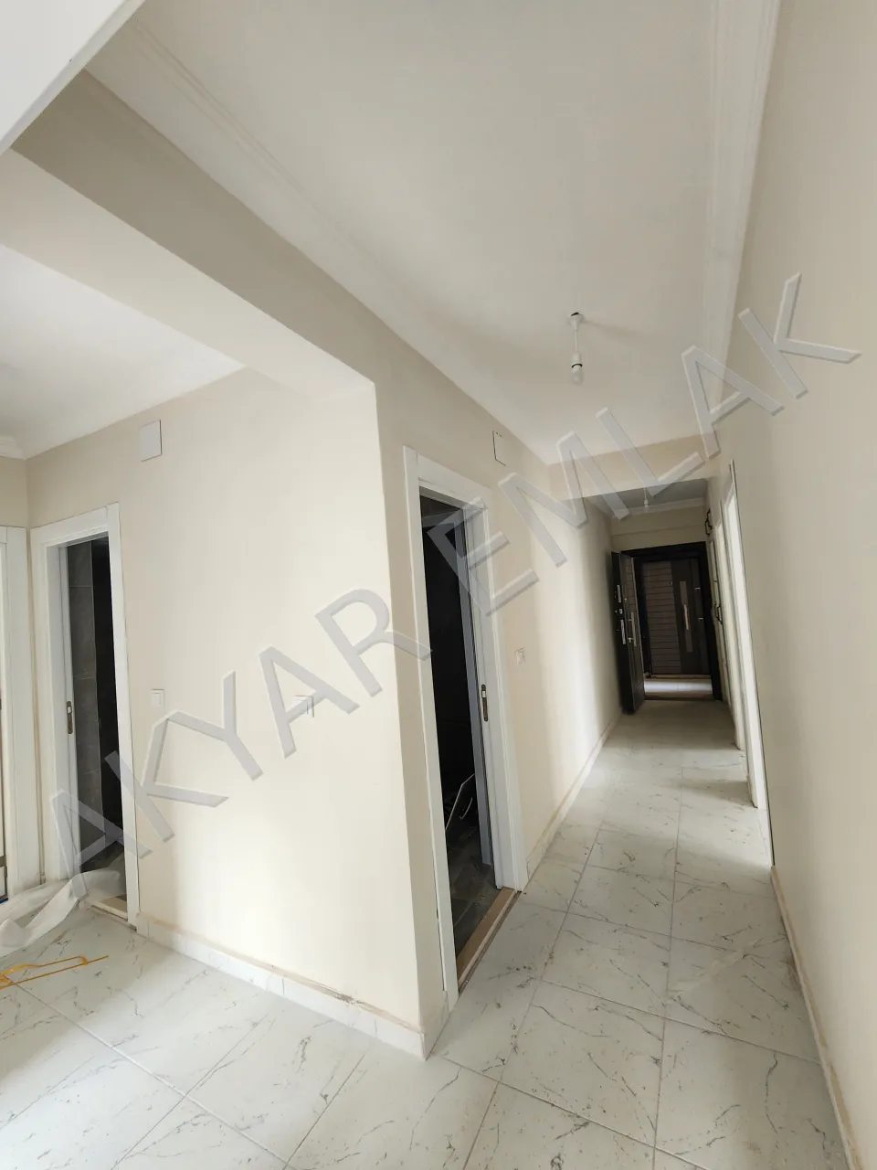AKYAR EMLAK’TAN ABDÜLHAMİTHAN MAHALLESİ’NDE SATILIK 3+1 DAİRE — 16