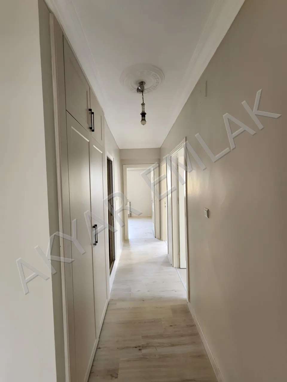 AKYAR EMLAK'DAN KARAMANLI MAH. 4+1 GENİŞ DAİRE — 8