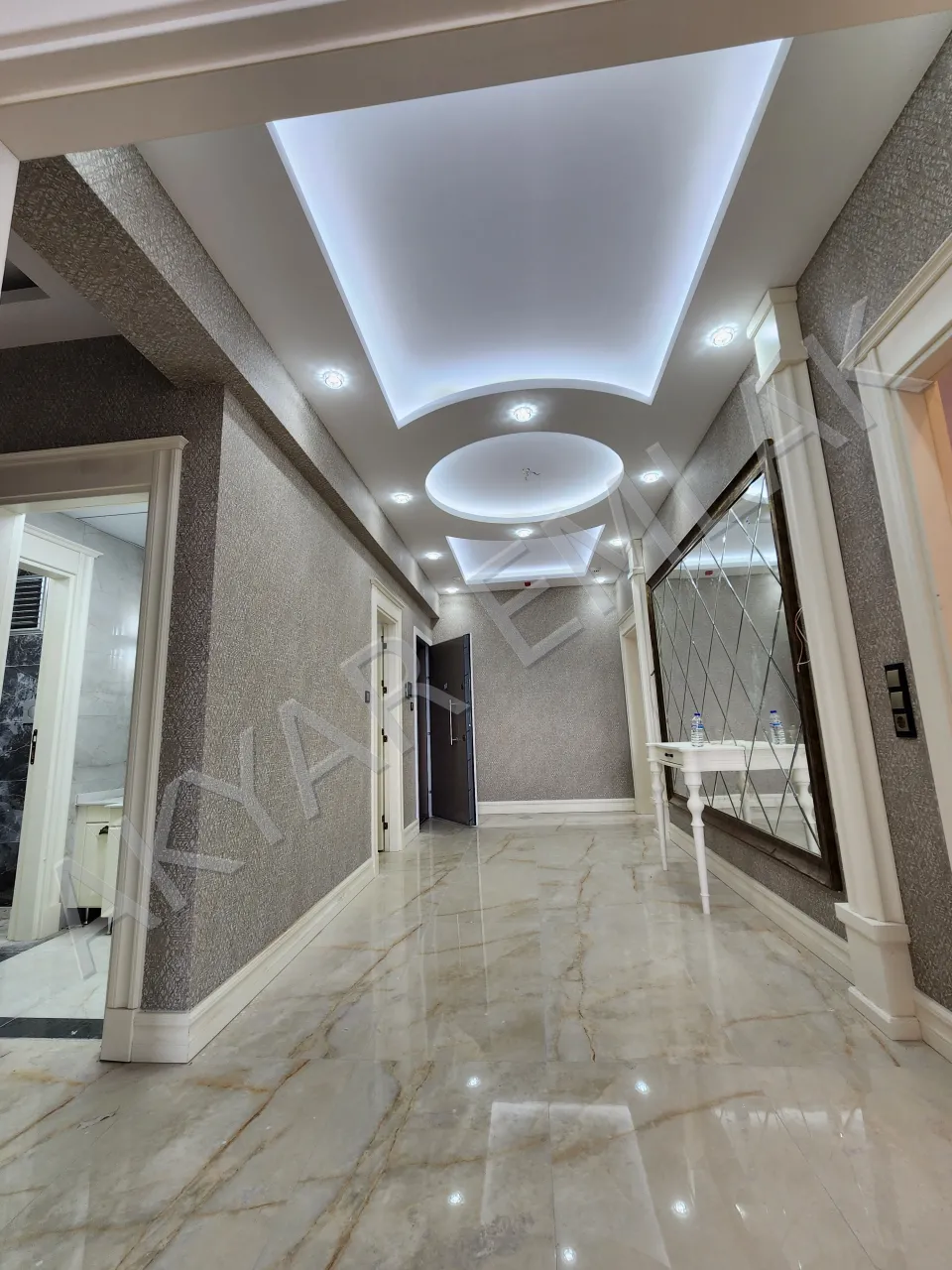 AKYAR EMLAK'DAN 5+1 LÜKS 260m² GENİŞ DAİRE — 3
