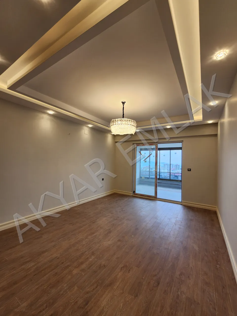 AKYAR EMLAK'DAN 5+1 LÜKS 260m² GENİŞ DAİRE — 14