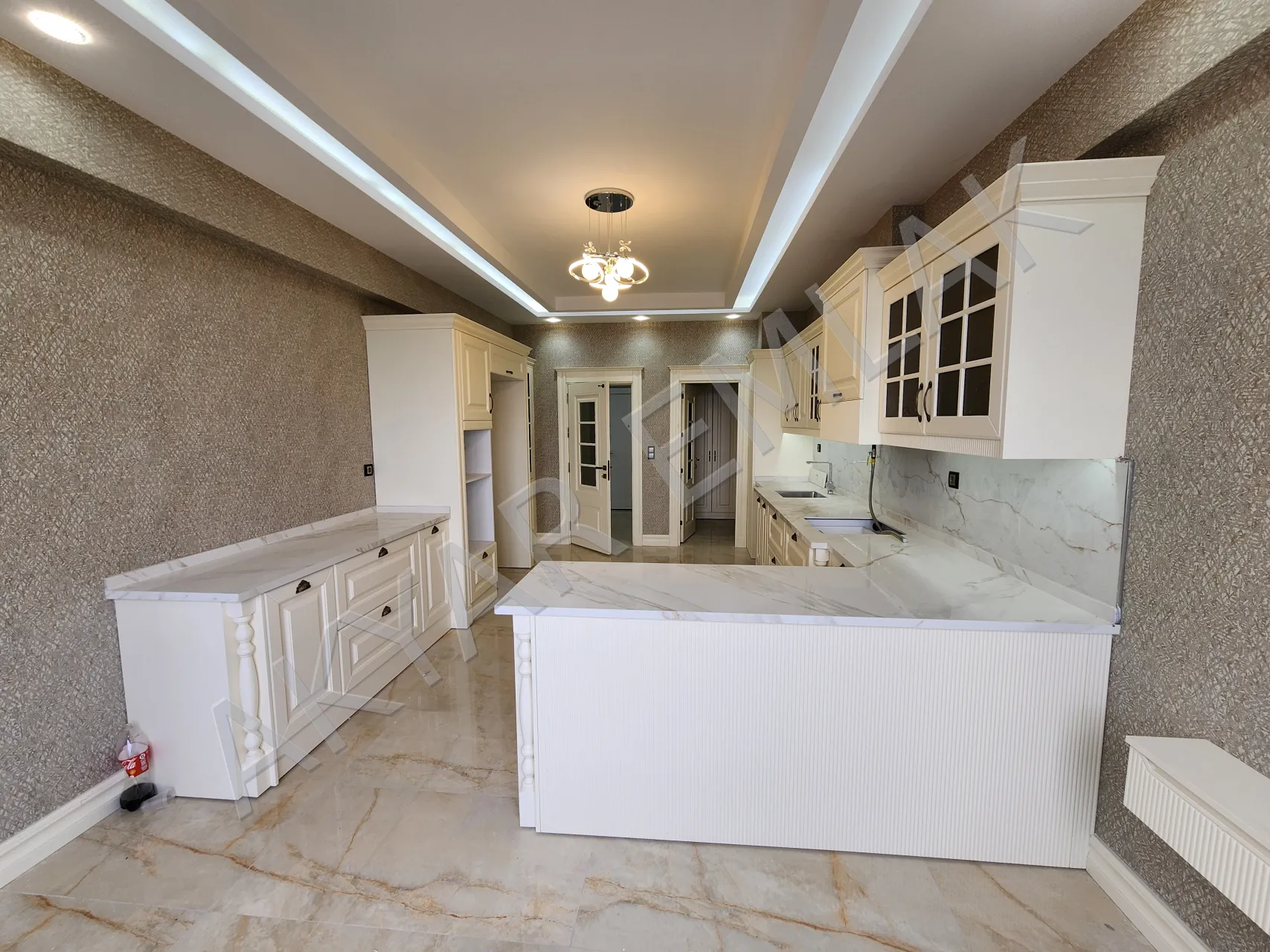 AKYAR EMLAK'DAN 5+1 LÜKS 260m² GENİŞ DAİRE — 10
