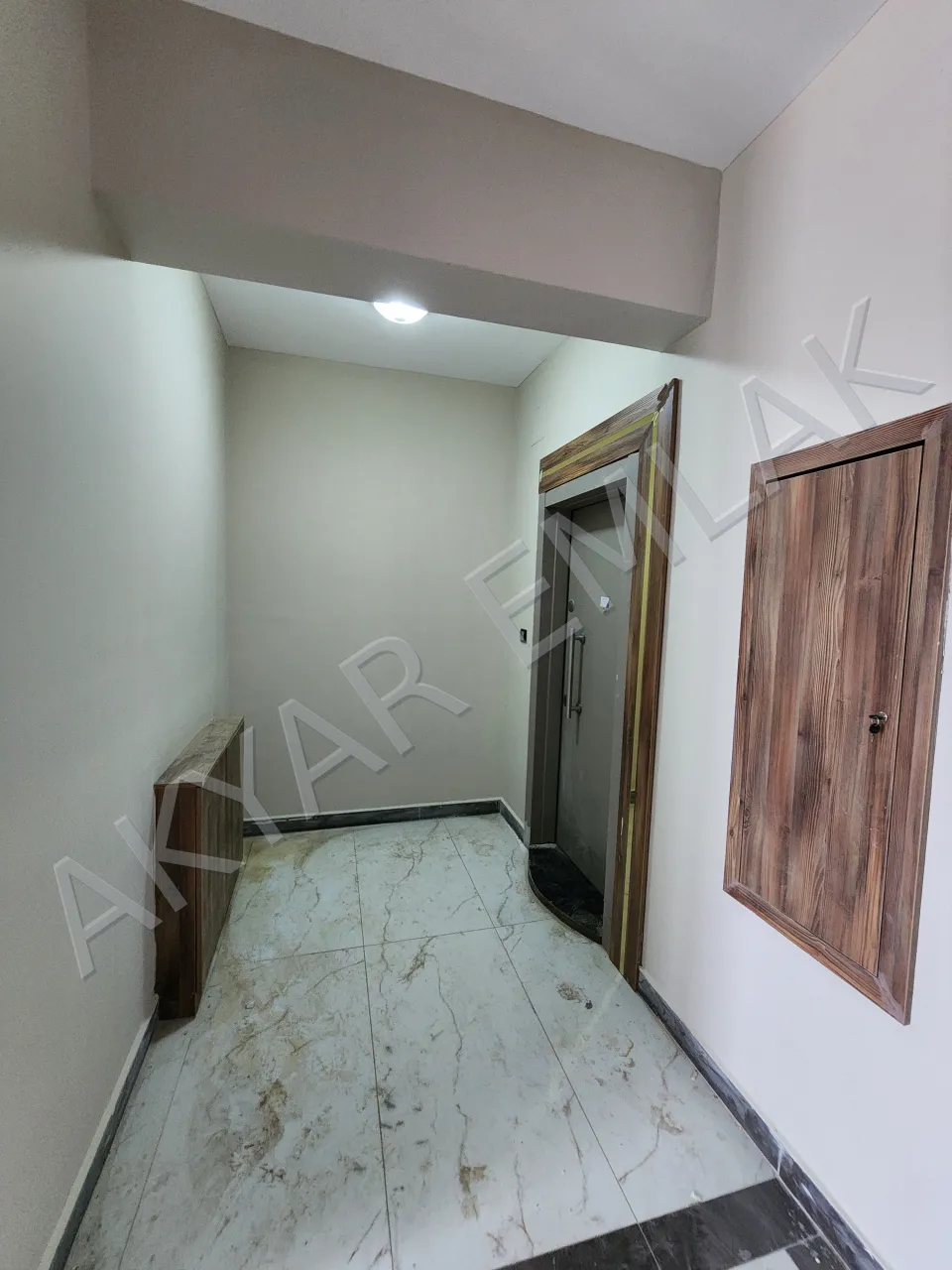 AKYAR EMLAK'DAN 5+1 LÜKS 260m² GENİŞ DAİRE — 44