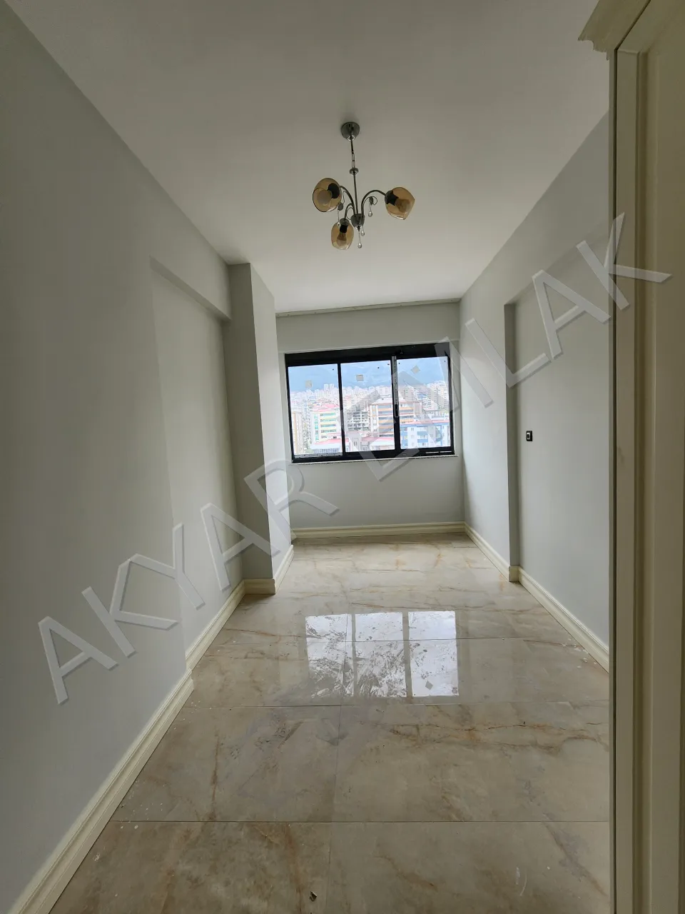 AKYAR EMLAK'DAN 5+1 LÜKS 260m² GENİŞ DAİRE — 31