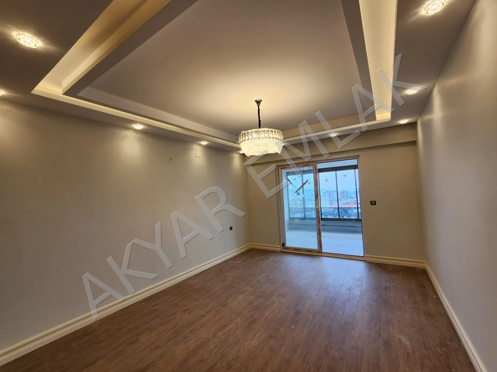 AKYAR EMLAK'DAN 5+1 LÜKS 260m² GENİŞ DAİRE — 36