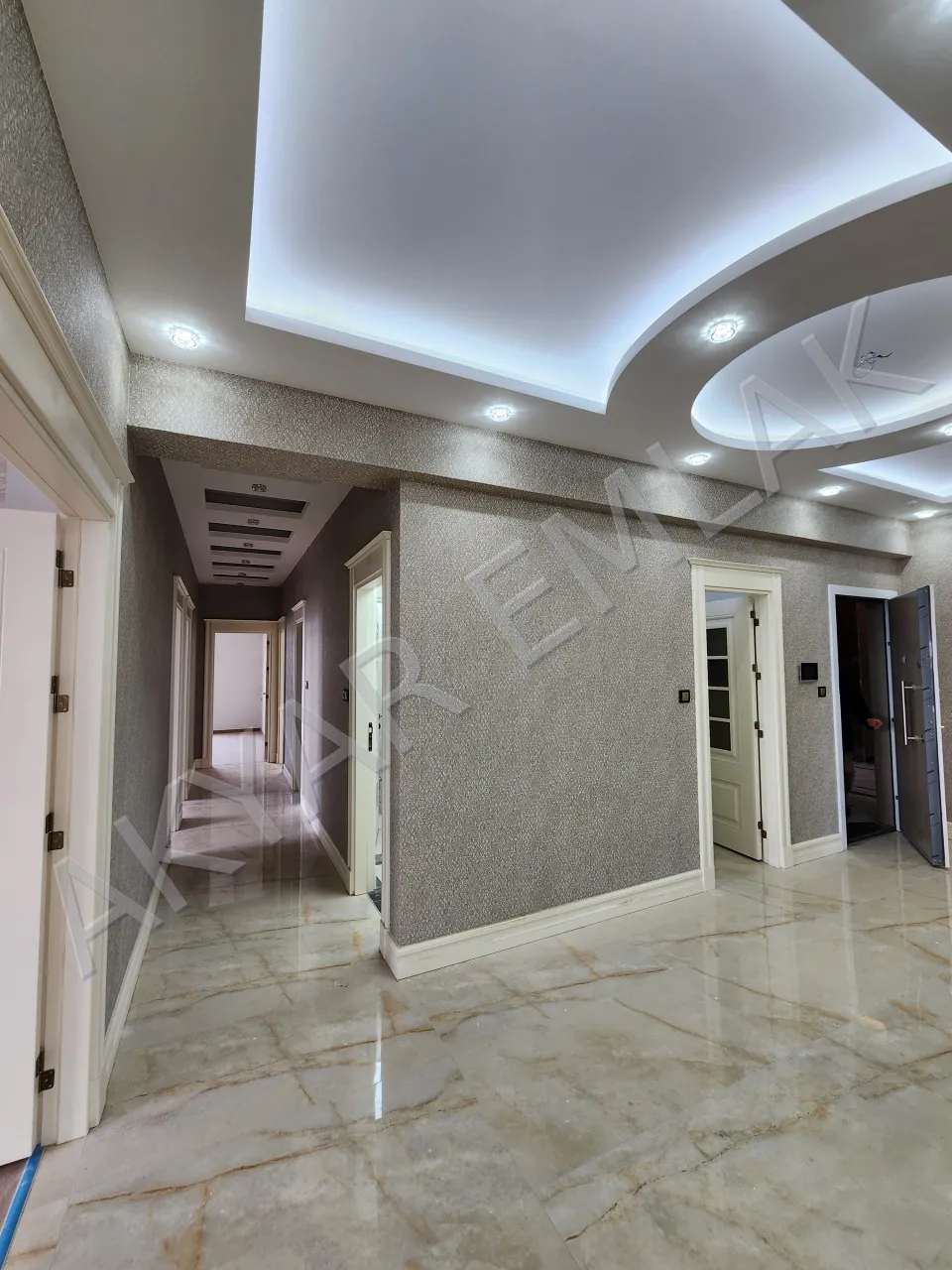 AKYAR EMLAK'DAN 5+1 LÜKS 260m² GENİŞ DAİRE — 7