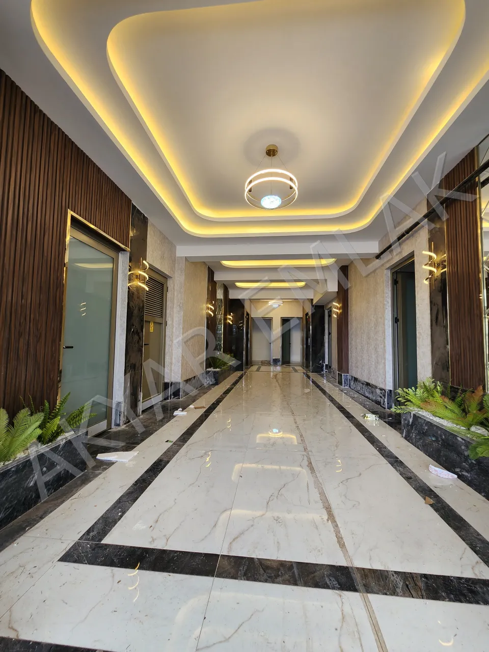 AKYAR EMLAK'DAN 5+1 LÜKS 260m² GENİŞ DAİRE — 48