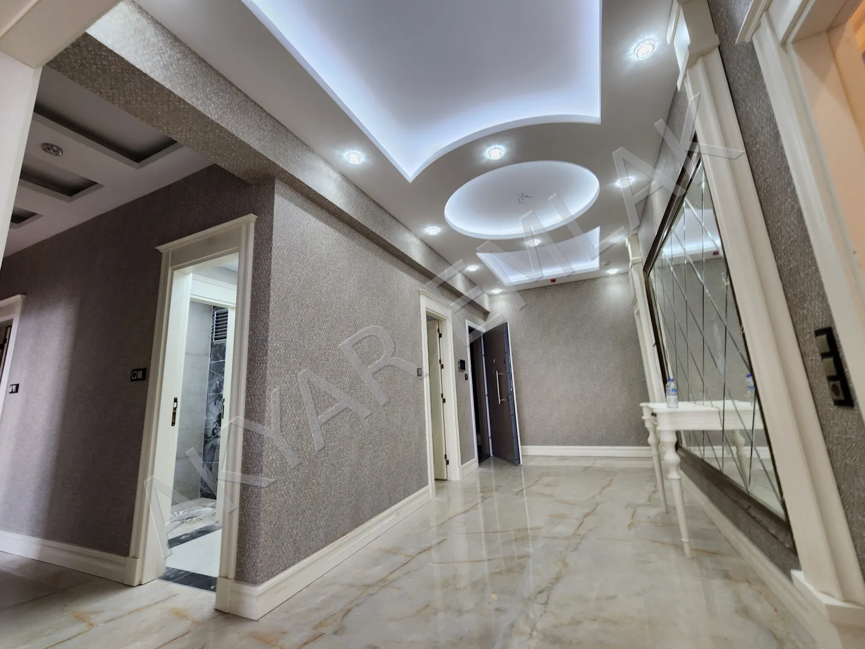 AKYAR EMLAK'DAN 5+1 LÜKS 260m² GENİŞ DAİRE — 5