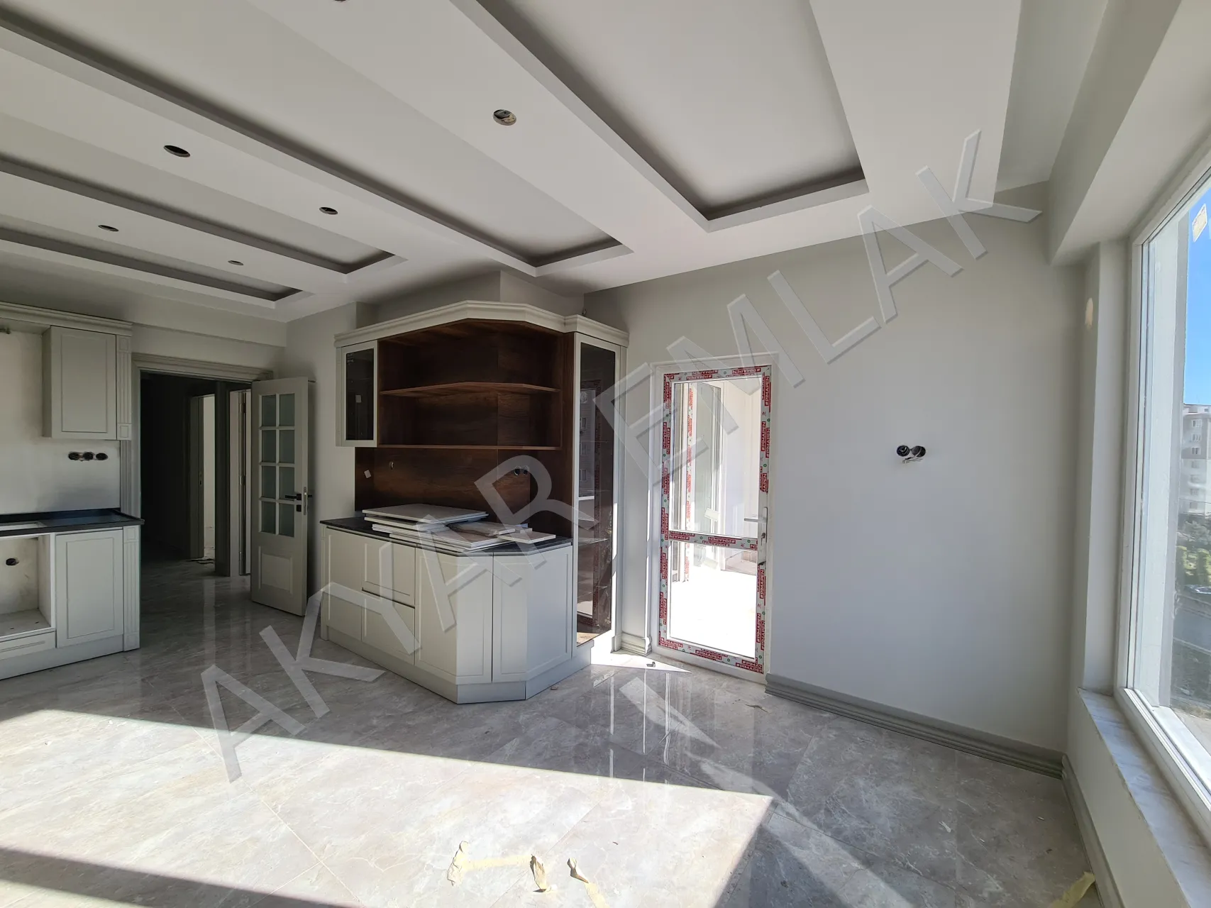AKYAR EMLAK'DAN BİNEVLER MAH. 4+1 LÜKS SİTE İÇİ DAİRE — 13