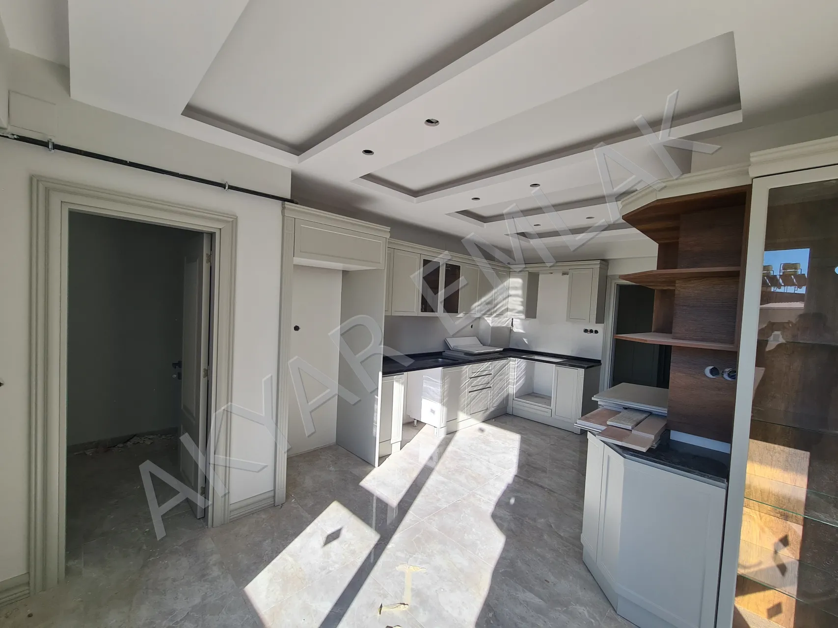 AKYAR EMLAK'DAN BİNEVLER MAH. 4+1 LÜKS SİTE İÇİ DAİRE — 19