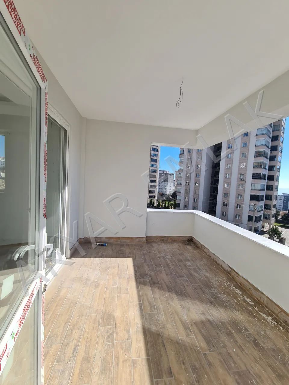 AKYAR EMLAK'DAN BİNEVLER MAH. 4+1 LÜKS SİTE İÇİ DAİRE — 31