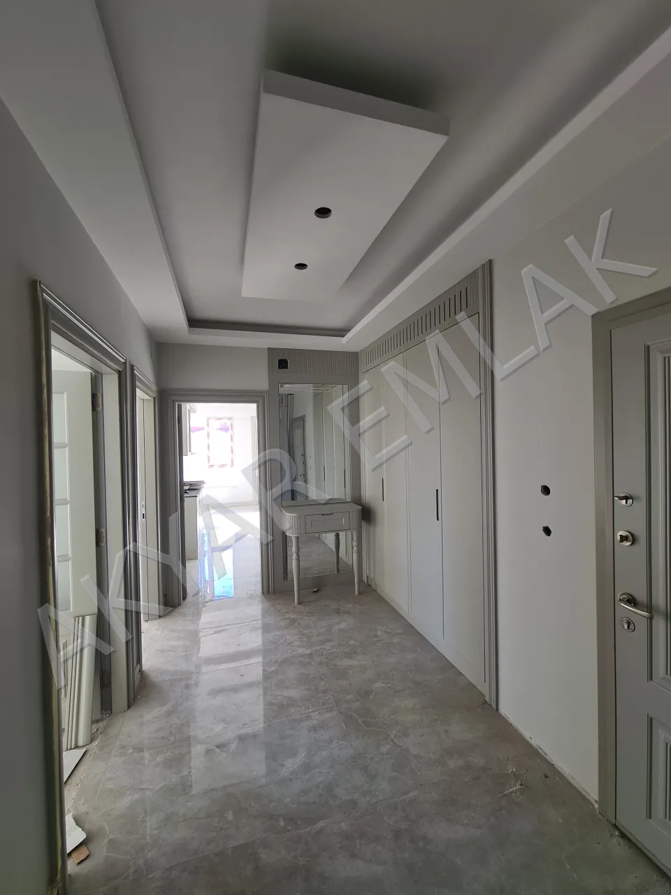 AKYAR EMLAK'DAN BİNEVLER MAH. 4+1 LÜKS SİTE İÇİ DAİRE — 21