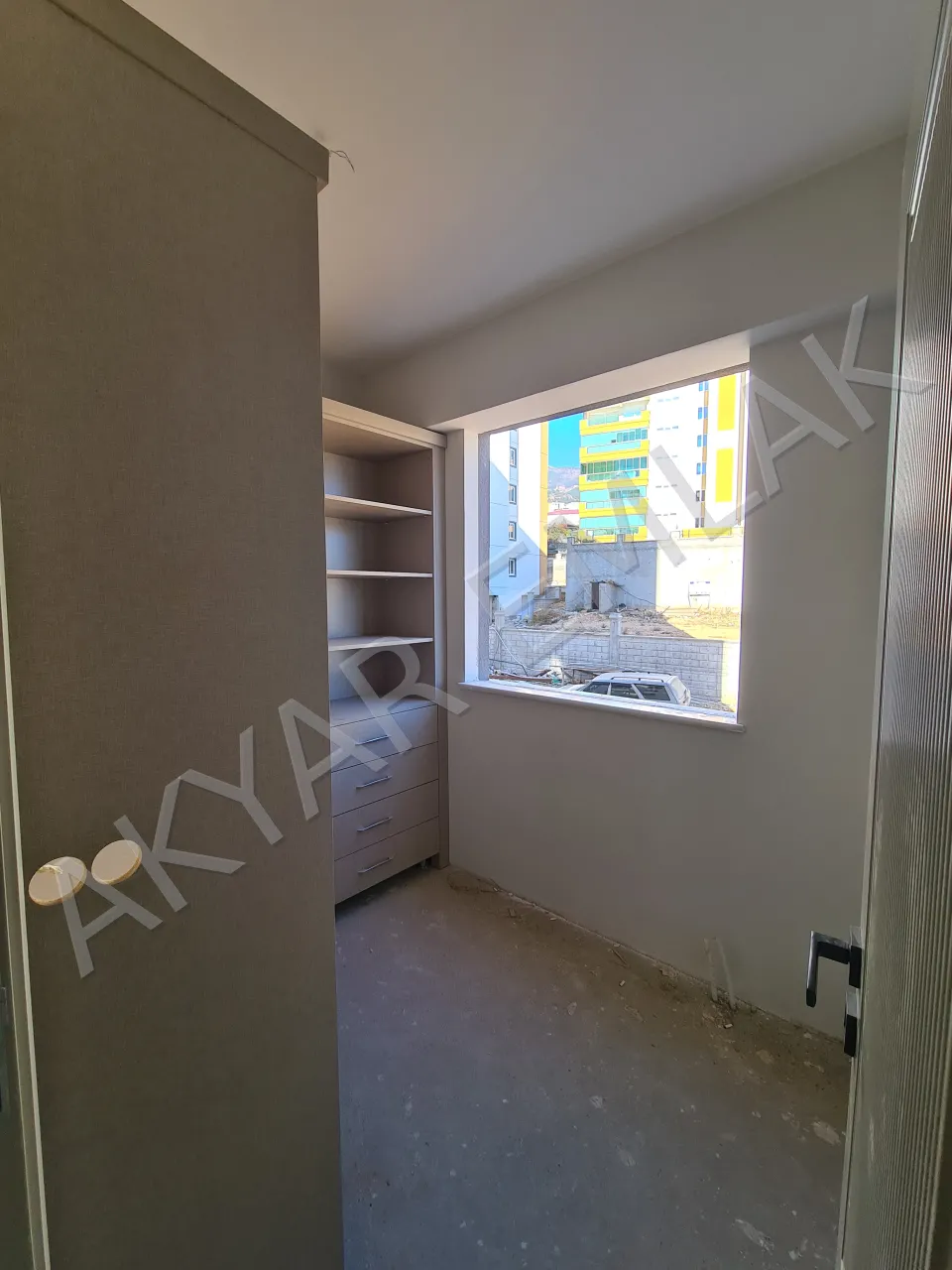 AKYAR EMLAK'DAN BİNEVLER MAH. 4+1 LÜKS SİTE İÇİ DAİRE — 4