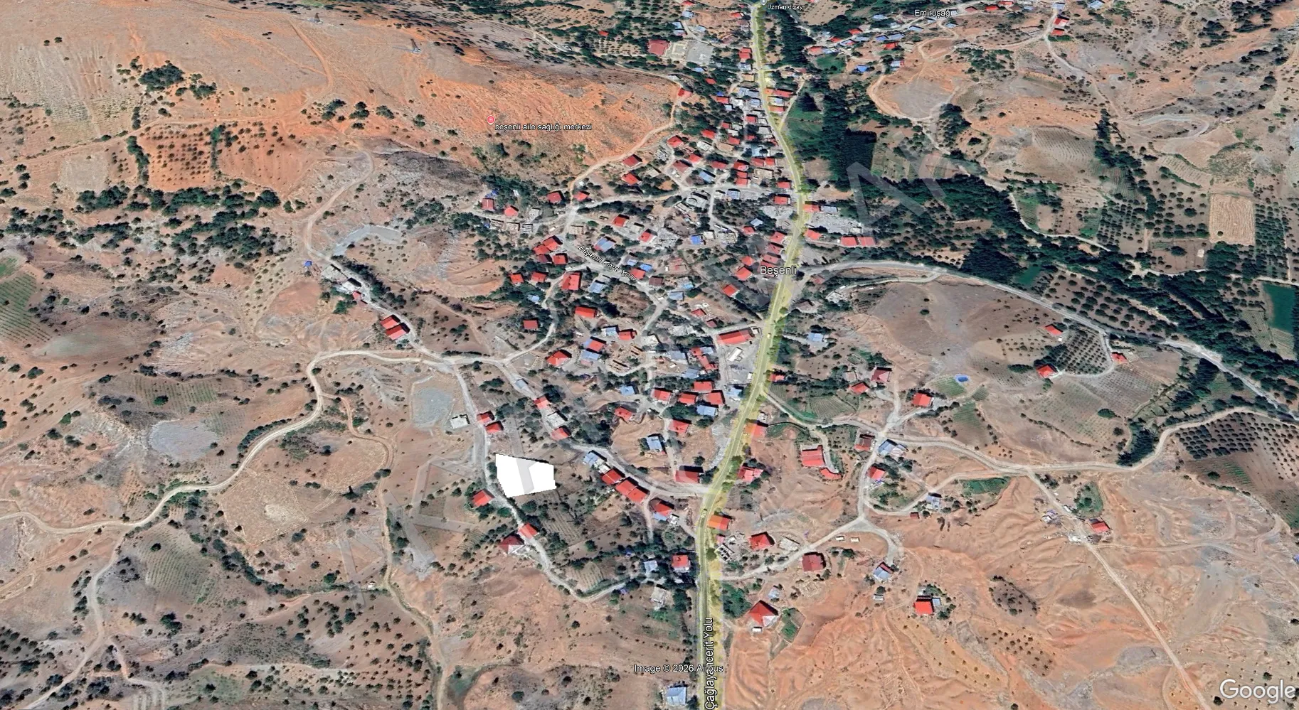 AKYAR EMLAK'DAN BEŞENLİ MAH. 1460 M2 TEK TAPU EV YERİ — 1