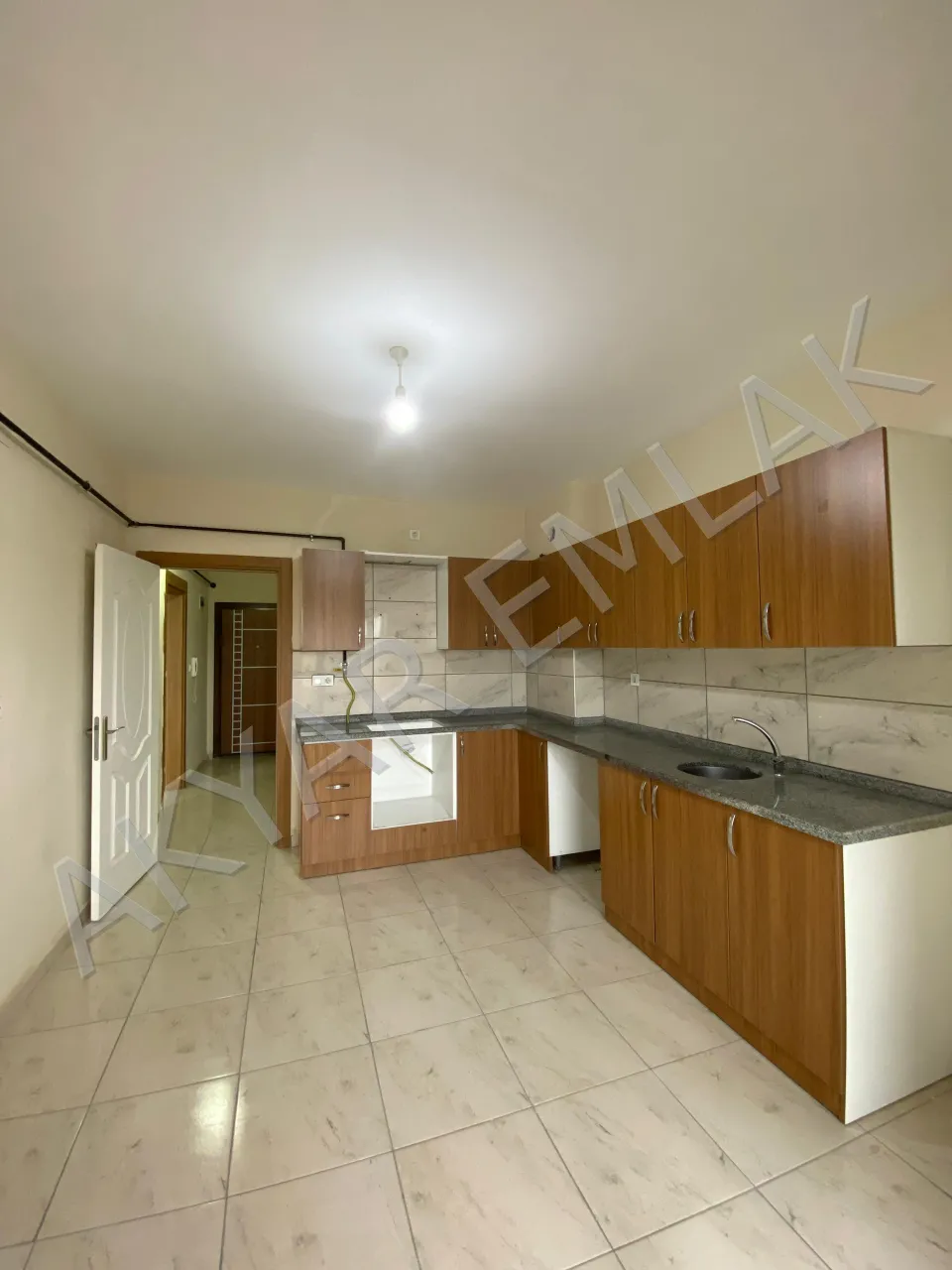 AKYAR EMLAK'DAN YENİKENT'TE 3+1 FULL YAPILI FIRSAT DAİRE — 19