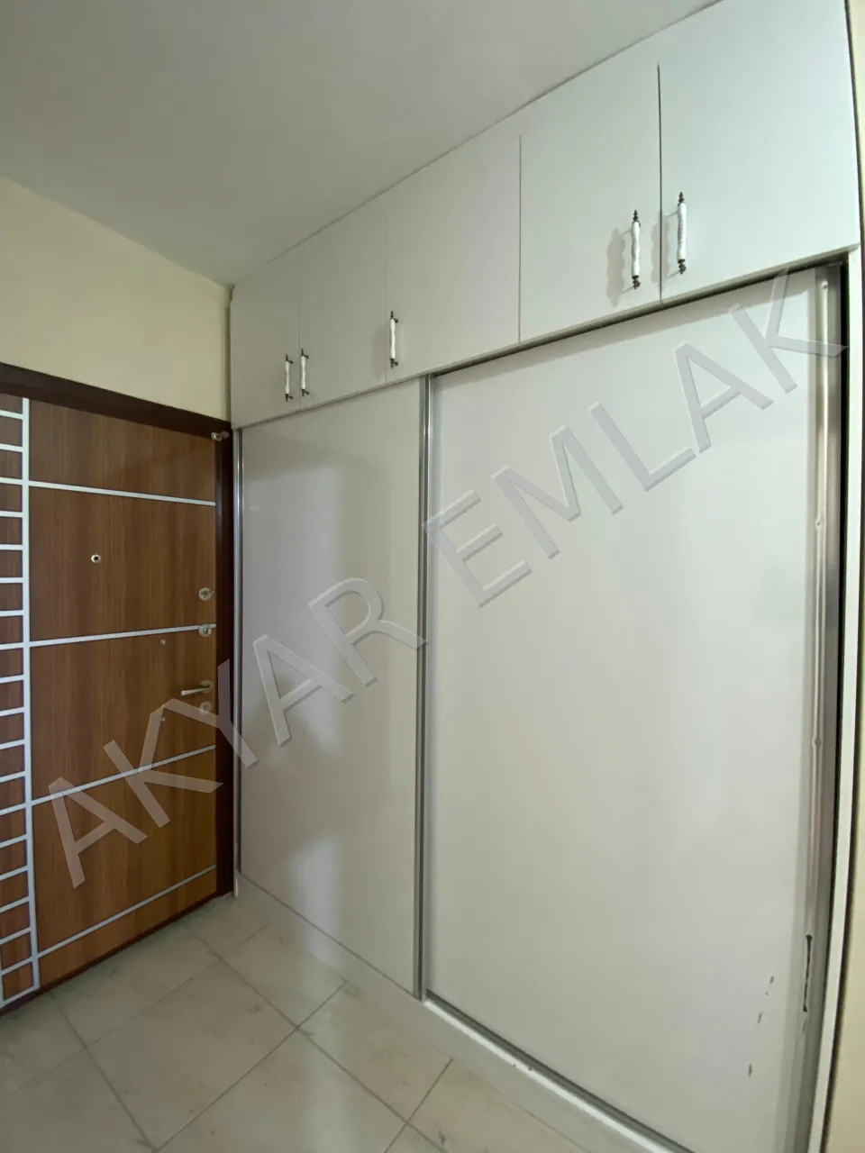 AKYAR EMLAK'DAN YENİKENT'TE 3+1 FULL YAPILI FIRSAT DAİRE — 26