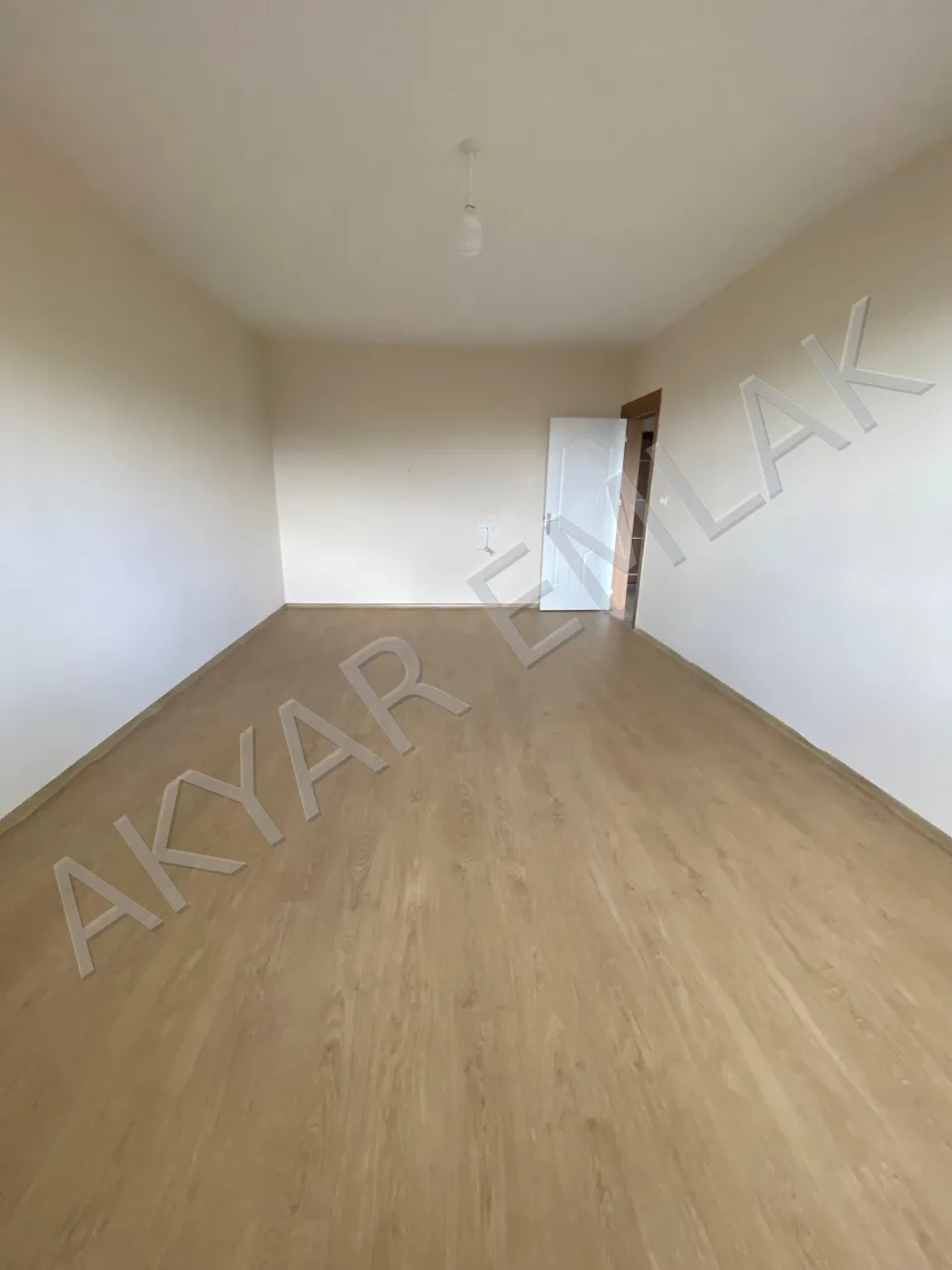 AKYAR EMLAK'DAN YENİKENT'TE 3+1 FULL YAPILI FIRSAT DAİRE — 12