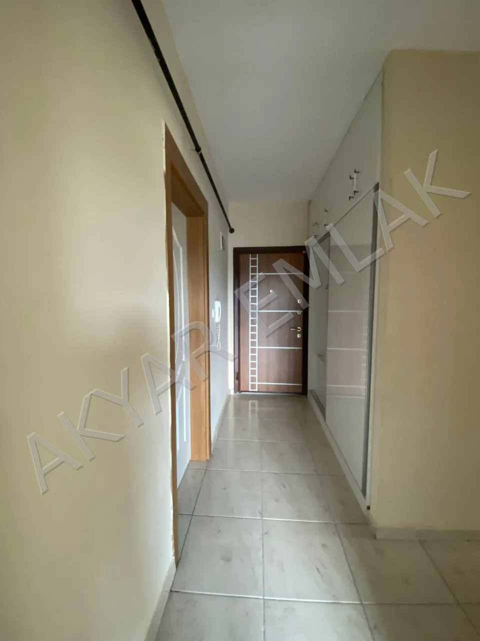 AKYAR EMLAK'DAN YENİKENT'TE 3+1 FULL YAPILI FIRSAT DAİRE — 34