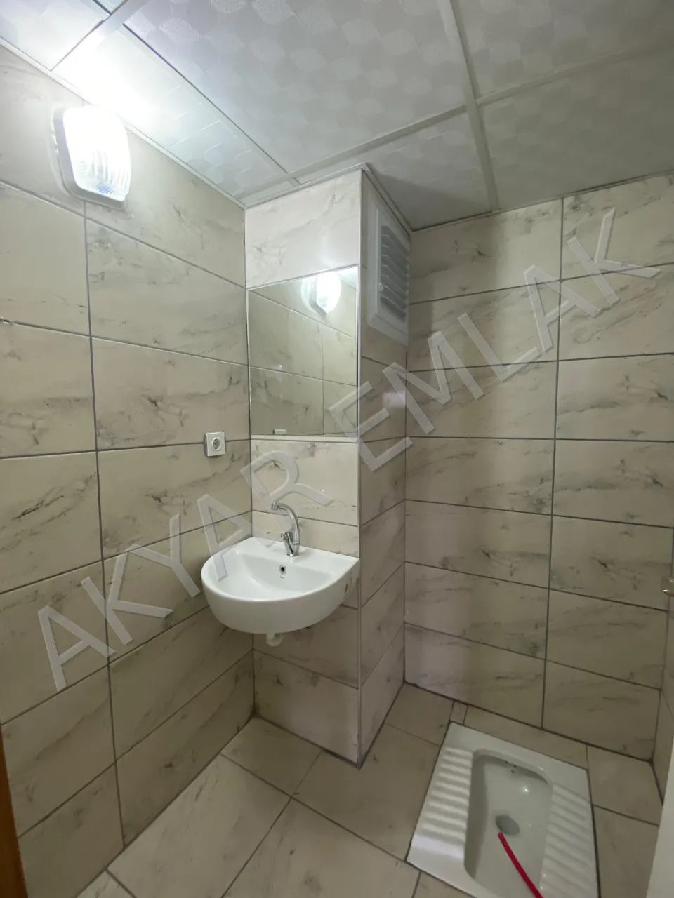 AKYAR EMLAK'DAN YENİKENT'TE 3+1 FULL YAPILI FIRSAT DAİRE — 35