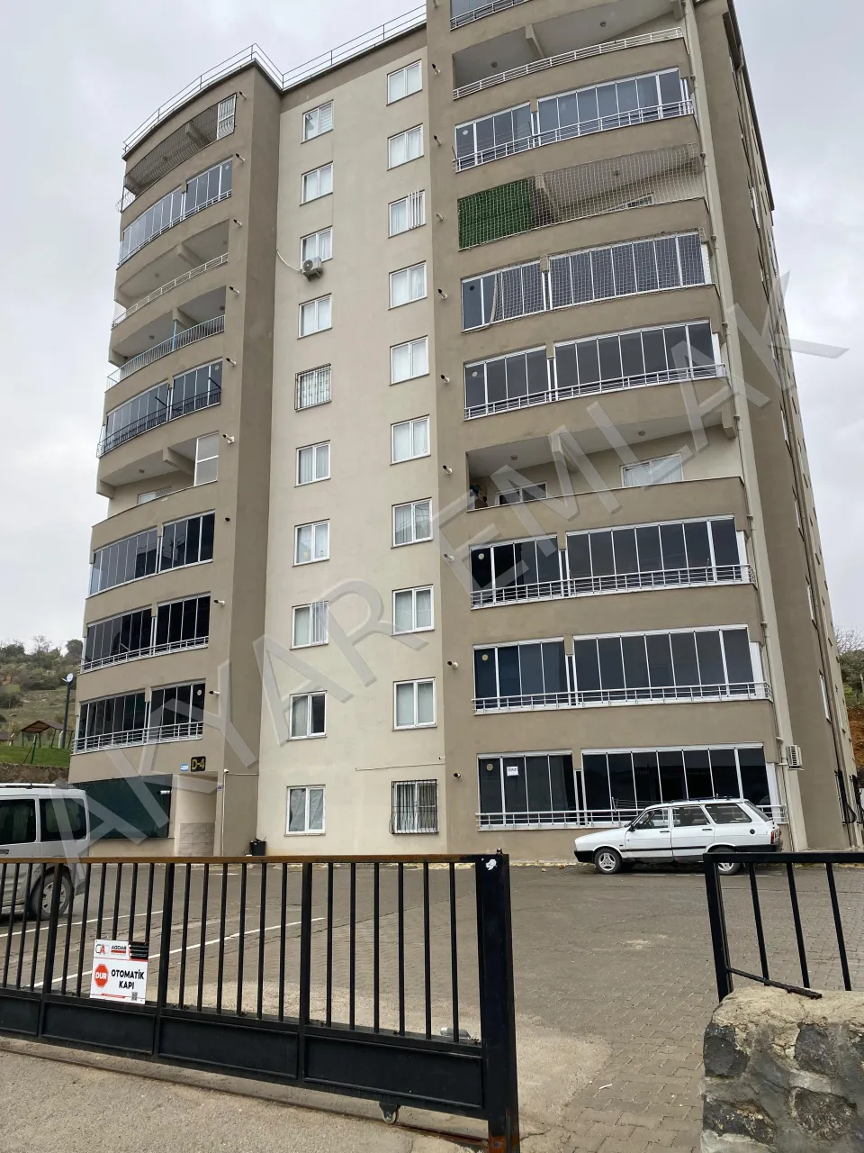 AKYAR EMLAK'DAN YENİKENT'TE 3+1 FULL YAPILI FIRSAT DAİRE — 1