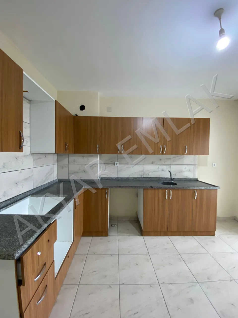 AKYAR EMLAK'DAN YENİKENT'TE 3+1 FULL YAPILI FIRSAT DAİRE — 18